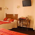 Le Madrigal Hotel 2*