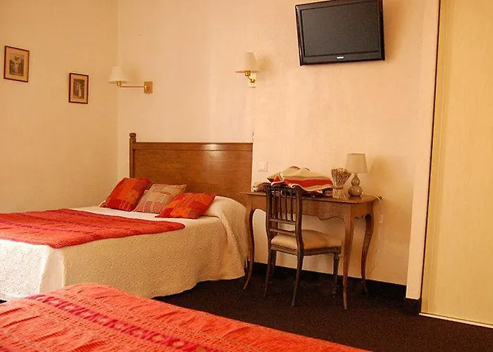 Le Madrigal Hotel 2*